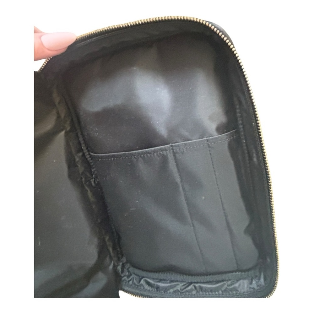 Kate Spade Chelsea Black Travel Makeup Bag - Picture 11 of 12